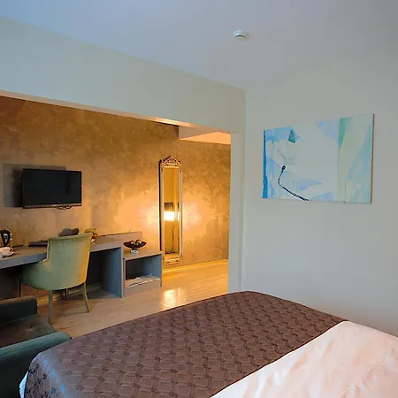 Hotel Perada & Istanbul