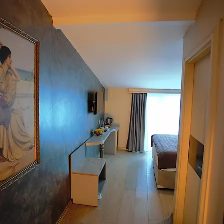 Hotel Perada &